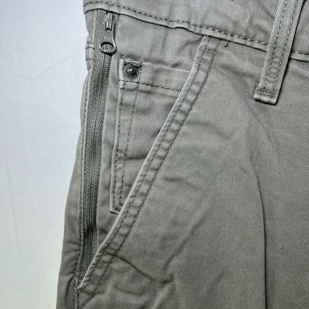 Levis‎ Pants Men's 30x32 Beige Brown Athletic Signature Mid Rise Zipper Pocket